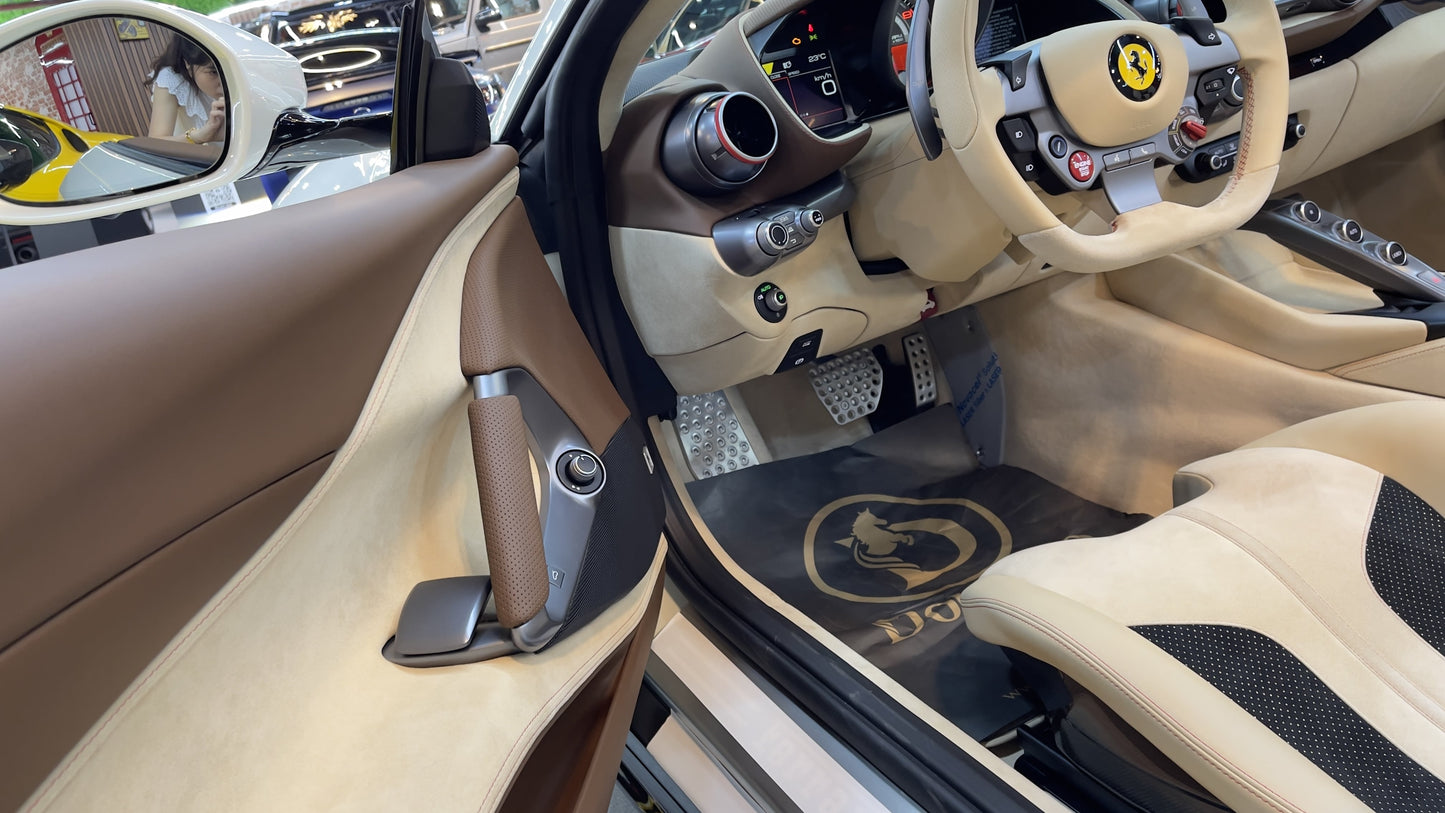 2022 Ferrari 812 GTS