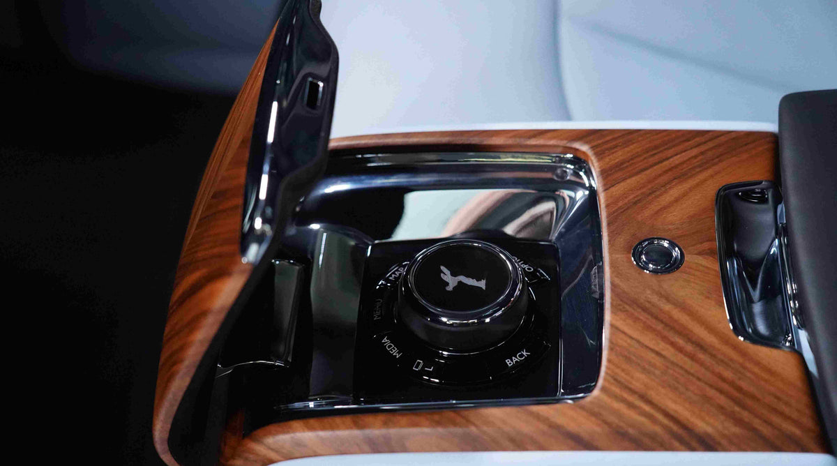2019 | Rolls Royce Cullinan Onyx Concept | Deep Salamanca Blue | Export Prices