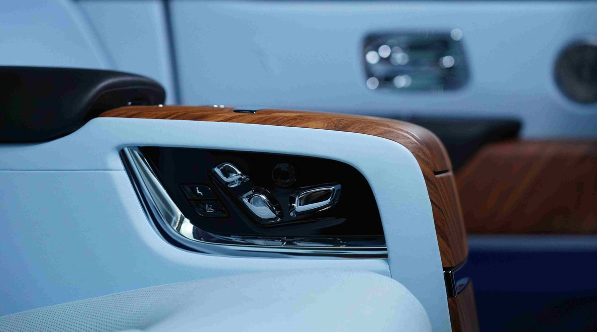2019 | Rolls Royce Cullinan Onyx Concept | Deep Salamanca Blue | Export Prices