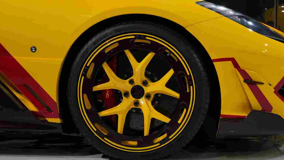Ferrari 812 Superfast 8XX Limited Edition by Onyx Concept