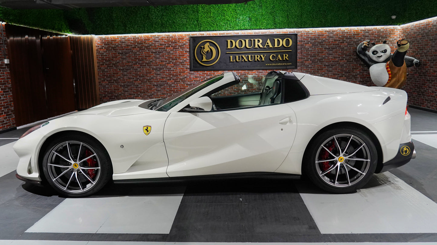 2022 Ferrari 812 GTS