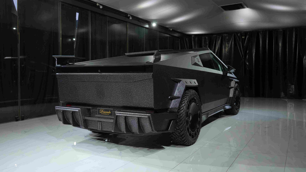 Tesla-Mansory CYBERBEAST Elongation EVO