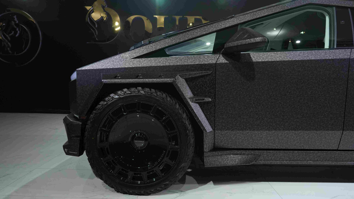 Tesla-Mansory CYBERBEAST Elongation EVO